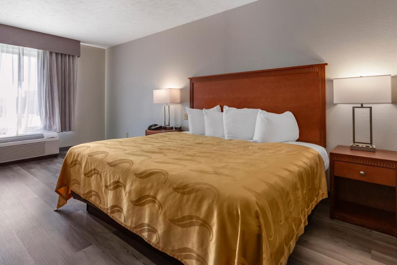 Quality Inn Fayetteville Near Fort Bragg Esterno foto