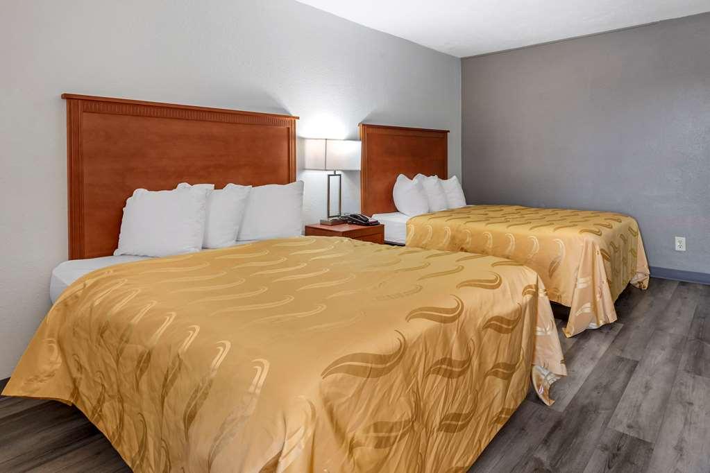 Quality Inn Fayetteville Near Fort Bragg Camera foto