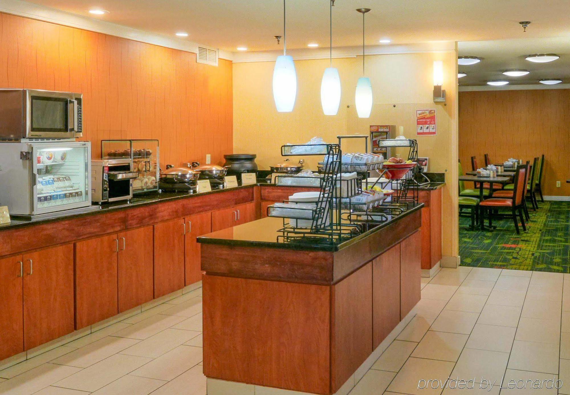 Quality Inn Fayetteville Near Fort Bragg Esterno foto