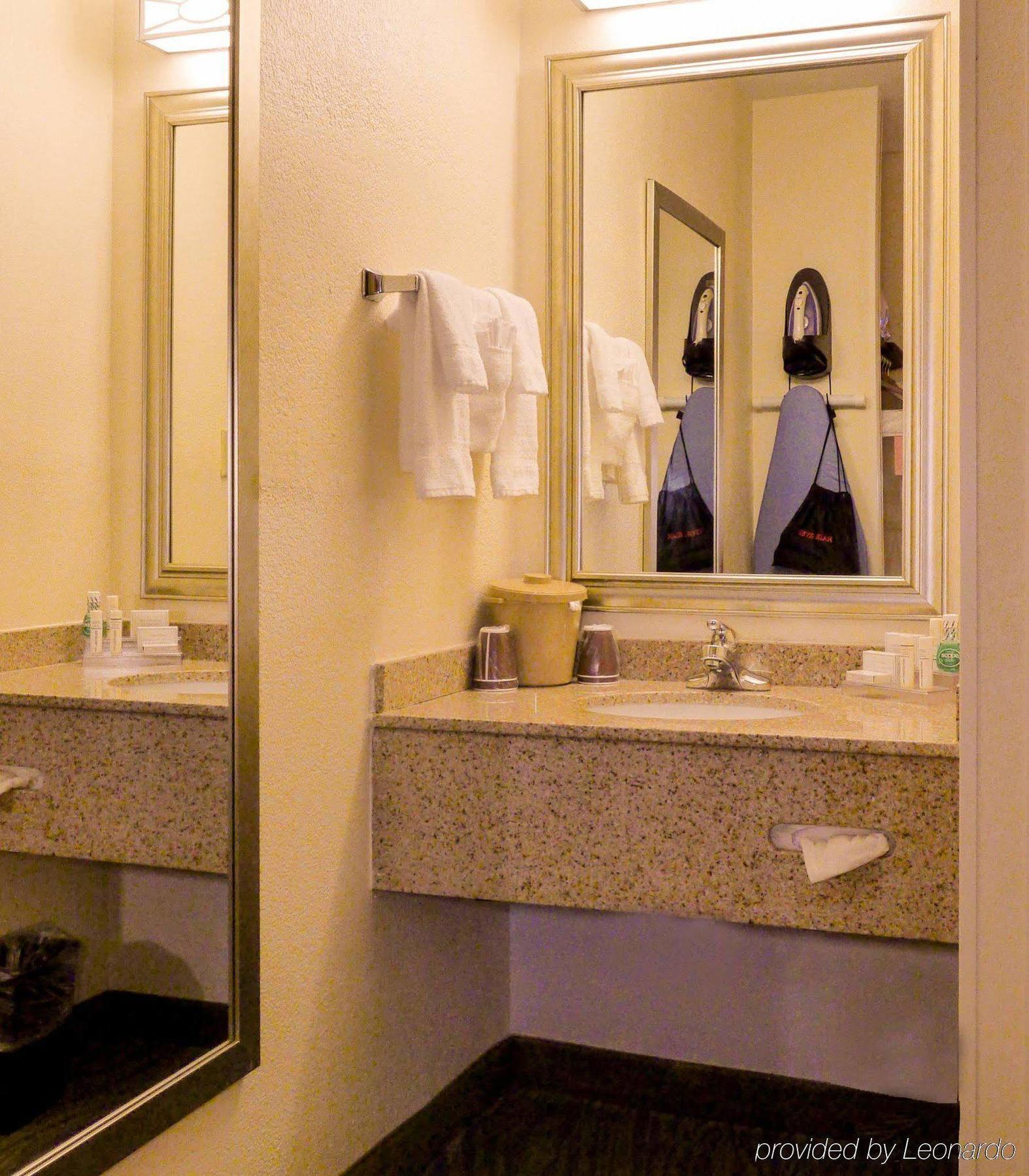 Quality Inn Fayetteville Near Fort Bragg Esterno foto