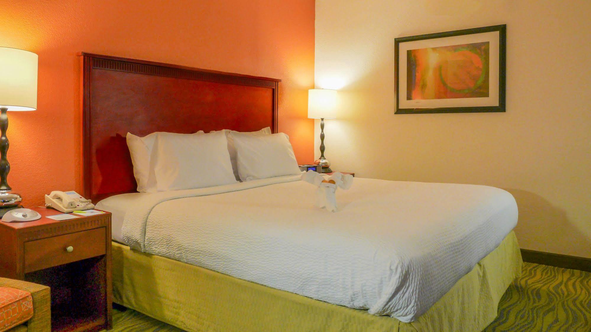 Quality Inn Fayetteville Near Fort Bragg Esterno foto