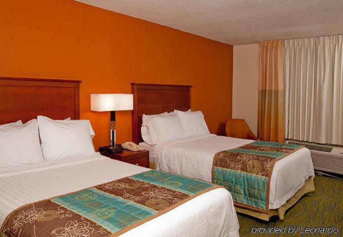 Quality Inn Fayetteville Near Fort Bragg Esterno foto