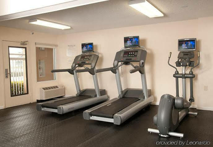 Quality Inn Fayetteville Near Fort Bragg Esterno foto